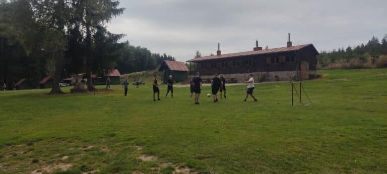 Sportovně turistický kurz IT2A 18.-22.9.2023 u Nové Peci na Šumavě