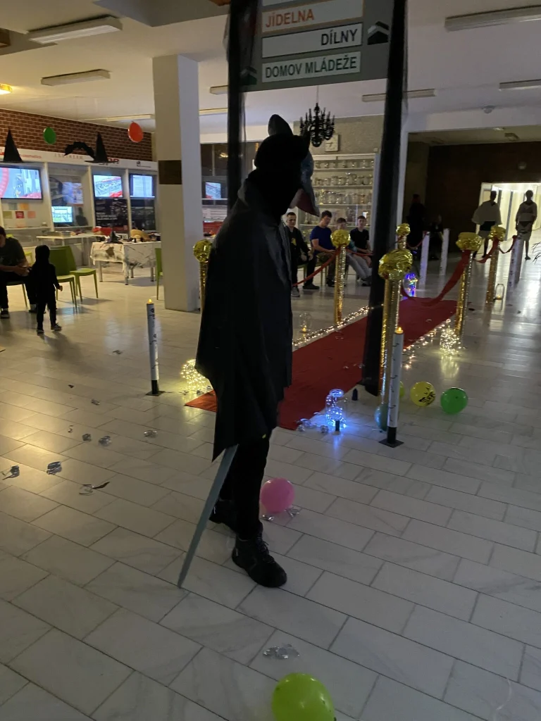 Halloweenská přehlídka na domově mládeže