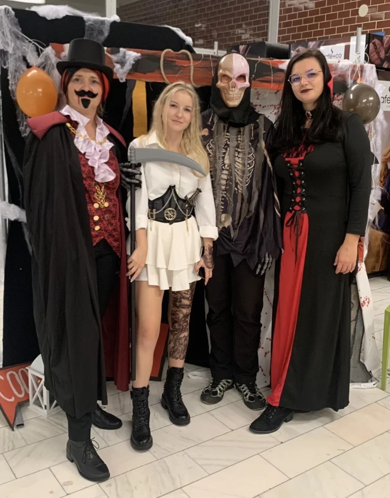 Halloweenská přehlídka na domově mládeže
