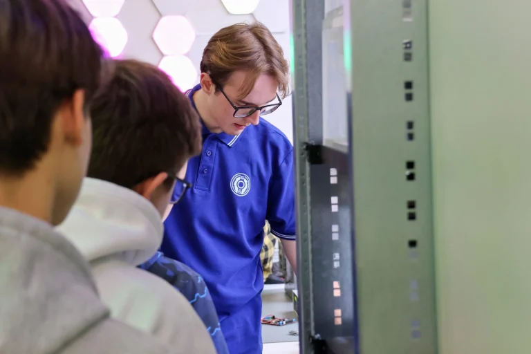 Den otevřených dveří 15. listopadu 2025