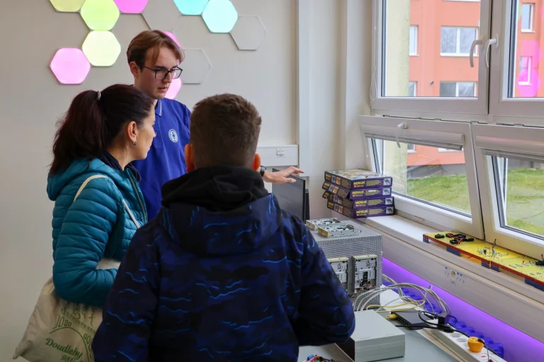 Den otevřených dveří 15. listopadu 2025