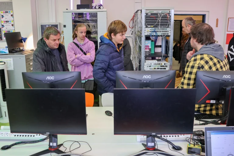 Den otevřených dveří 15. listopadu 2025