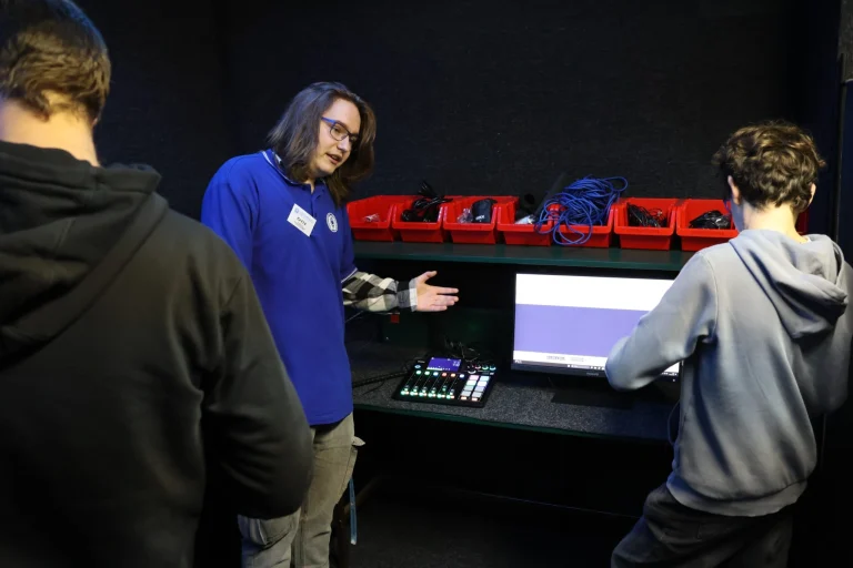 Den otevřených dveří 15. listopadu 2025