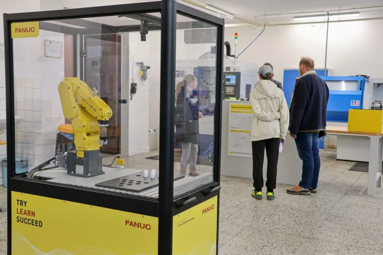 Den otevřených dveří 15. listopadu 2025