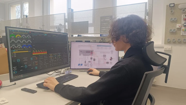 Učební obor EM - Elektromechanik pro zařízení a přístroje – Zabezpečovací systémy a fotovoltaika