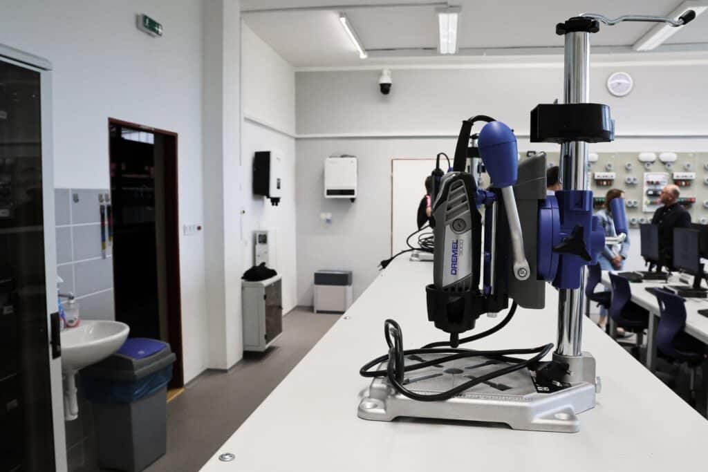 Nová elektrodílna - květen 2024 - ve spolupráci s firmou Engel