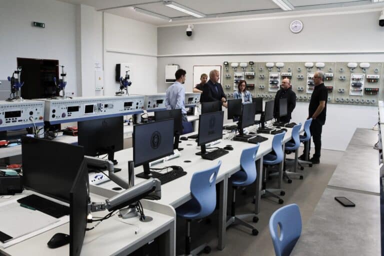 Nová elektrodílna - květen 2024 - ve spolupráci s firmou Engel